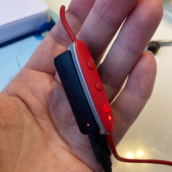 Jaybird Freedom wireless headphones - Picture 3 of 4